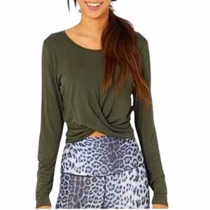 gaze Twist Top Long Sleeves Size L